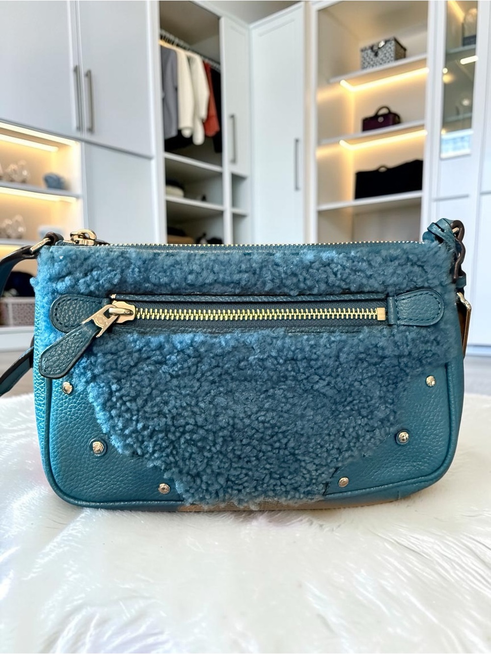 Coach Small Rhyder Pochette in Shearling & Leather — Peacock Blue - Picture 4 of 7